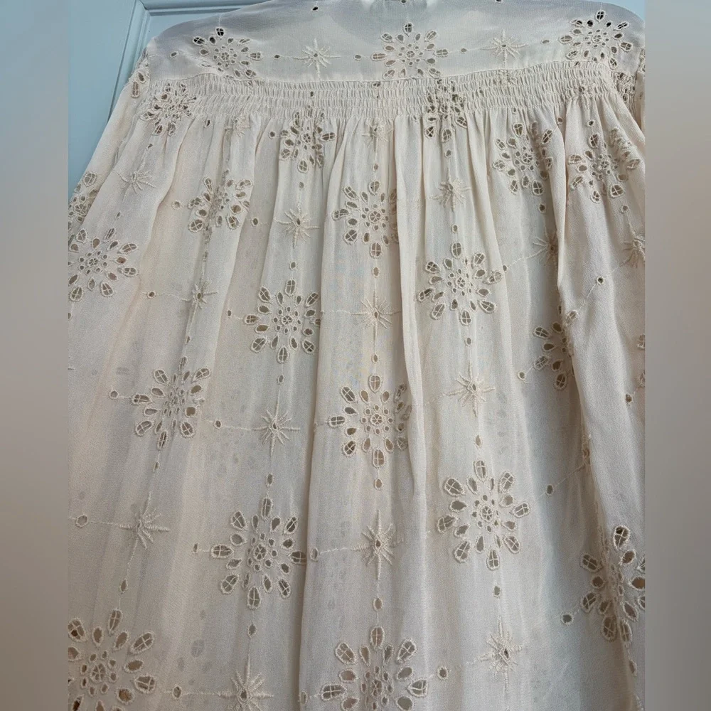 Zara S Cream Eyelet Button-Front Blouse - Picture 5 of 7